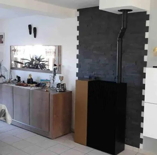 Lejlighed Maison Chaleureuse Avec Barbecue Quartier Calme Voivres-Les-le-Mans