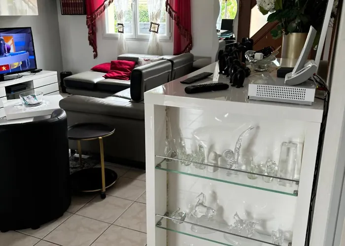 Lejlighed Maison Chaleureuse Avec Barbecue Quartier Calme *