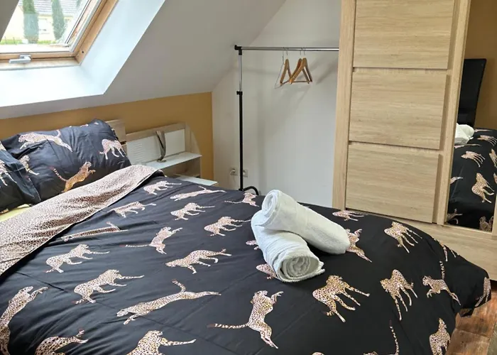 Maison Chaleureuse Avec Barbecue Quartier Calme