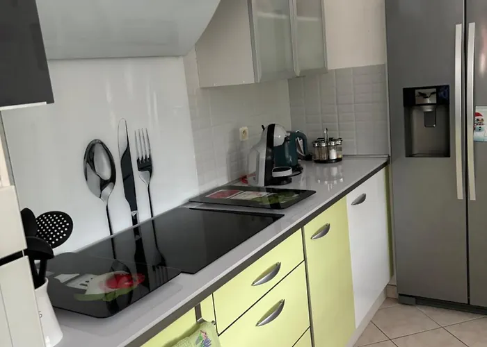 Lejlighed Maison Chaleureuse Avec Barbecue Quartier Calme