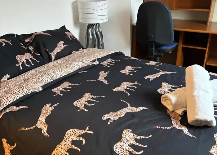 Maison Chaleureuse Avec Barbecue Quartier Calme